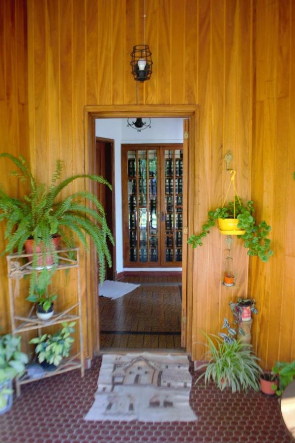 Casa De Huespedes - B&B Вила Жардино Екстериор снимка